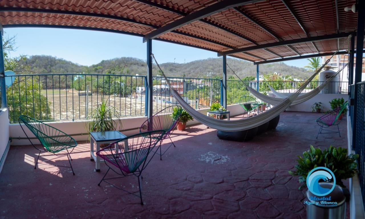 Hostal Azul Y Blanco 산타크루즈휴에튤코 외부 사진