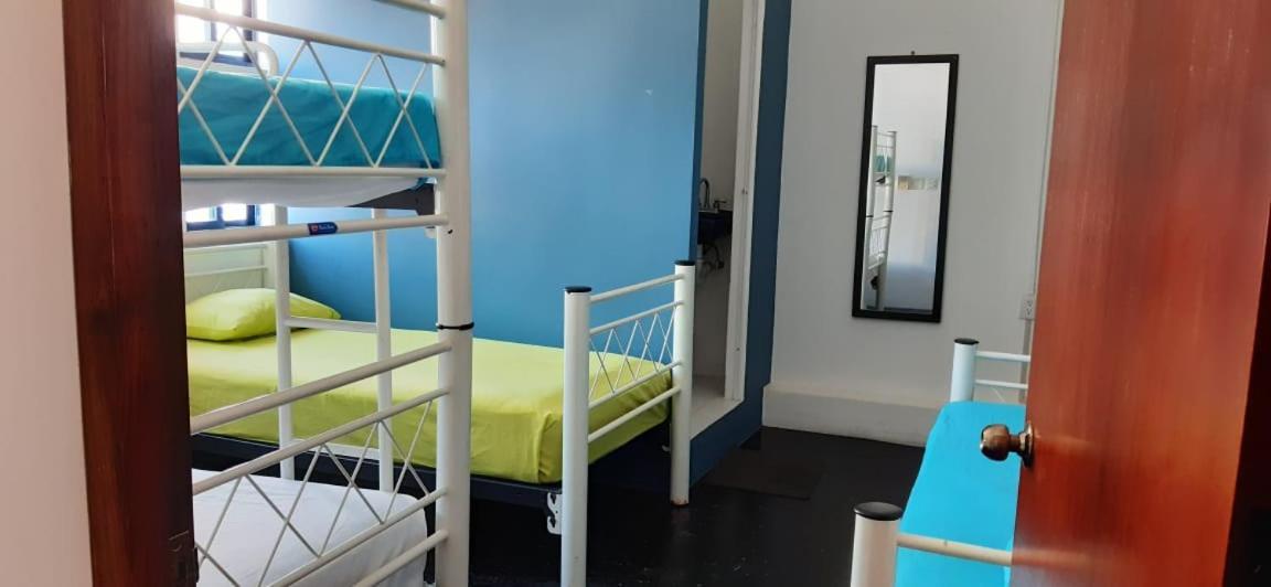 Hostal Azul Y Blanco 산타크루즈휴에튤코 외부 사진